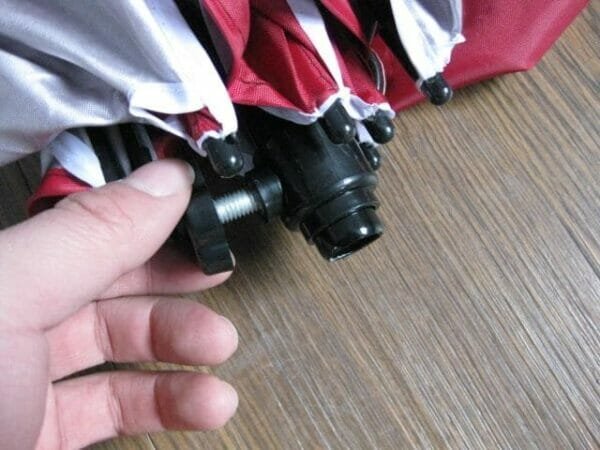 2M / 2.2M / 2.4M *8 ribs Beach Tent Umbrella - Image 20
