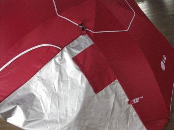 2M / 2.2M / 2.4M *8 ribs Beach Tent Umbrella - Image 71