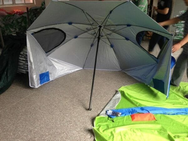 2M / 2.2M / 2.4M *8 ribs Beach Tent Umbrella - Image 115