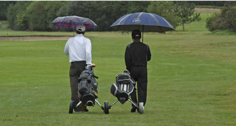 golf umbrella vs rain