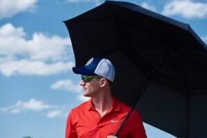 golf umbrella in windy conditions