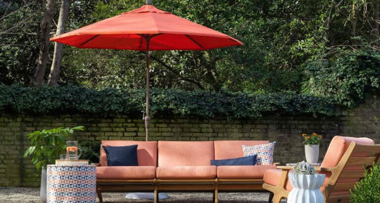 outdoor patio sunbrella